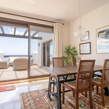 Apartment Sanders - Great Two-bedroom With Terrace *