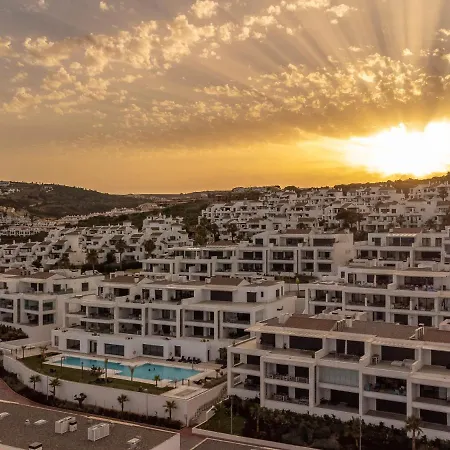 Sanders - Great Two-bedroom With Terrace Alcaidesa